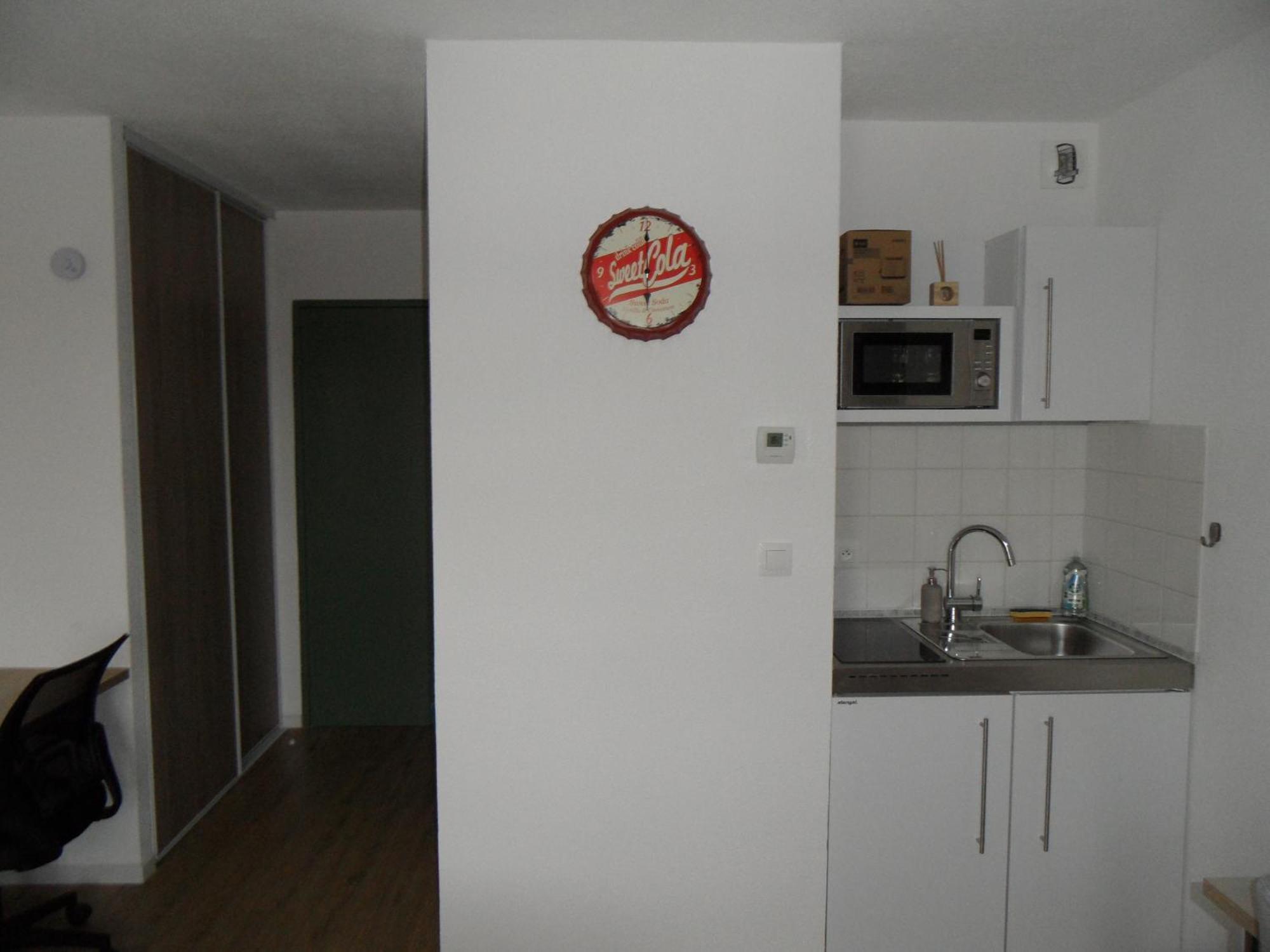 # Studio Bon Emplacement Avec Parking # 이작크 외부 사진