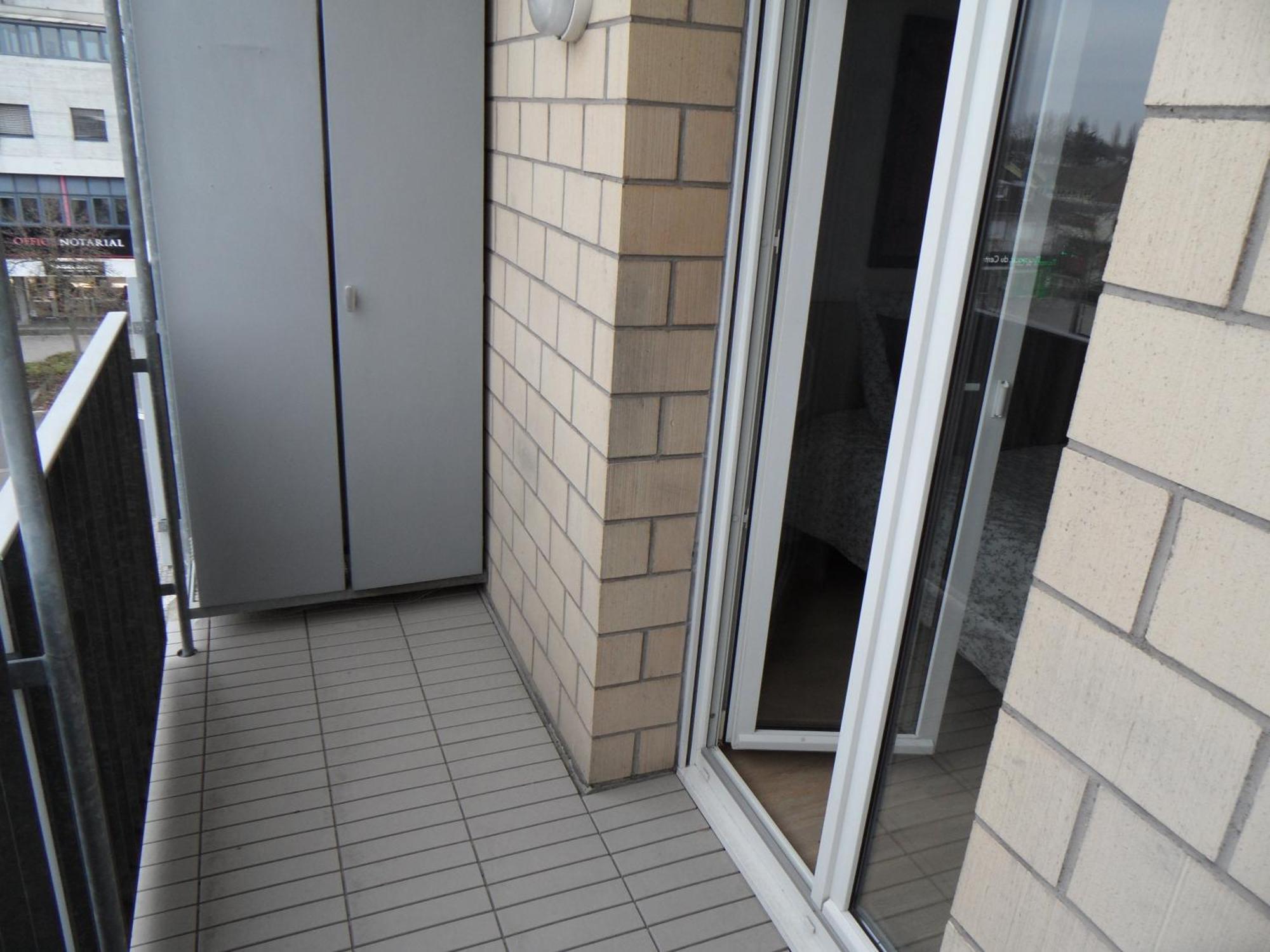 # Studio Bon Emplacement Avec Parking # 이작크 외부 사진